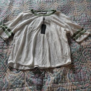 Chaser Short Sleeve Tee in Cream and Green